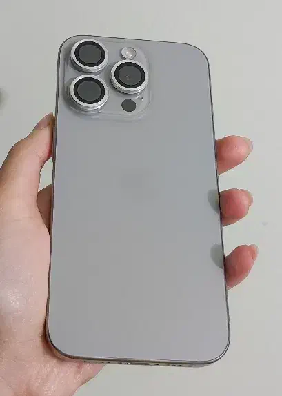 ۱۵ پرو|موبایل|اصفهان, سنبلستان|دیوار