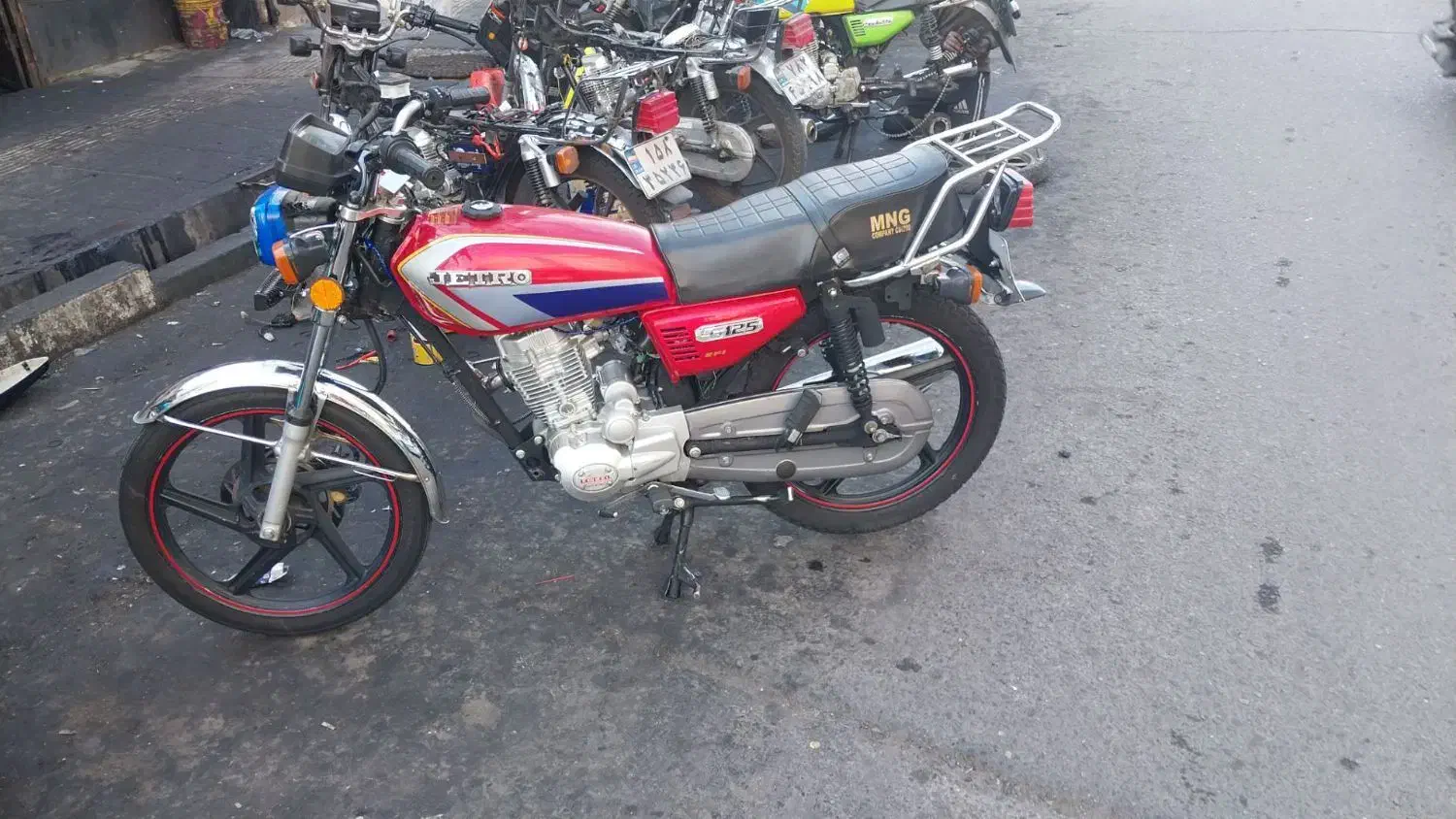 موتور ۲۰۰ همتاز مدل ۴۰۱ همتاز|موتورسیکلت|بومهن, |دیوار