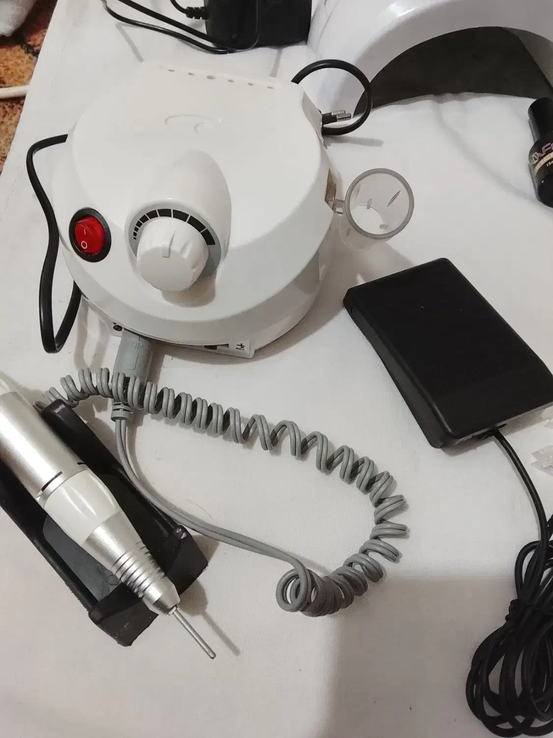 لوازم کاشت ناخن|آرایشگاه و سالن‌های زیبایی|آق قلا, |دیوار