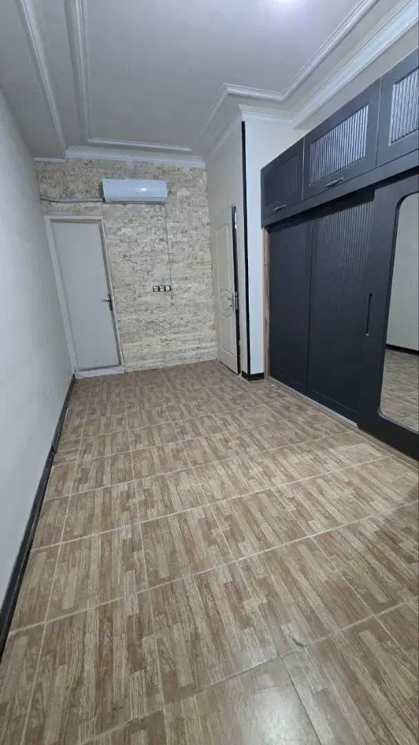 اجاره تک واحدی ۱۰۰ متری فوق خاص دروازه شمیران