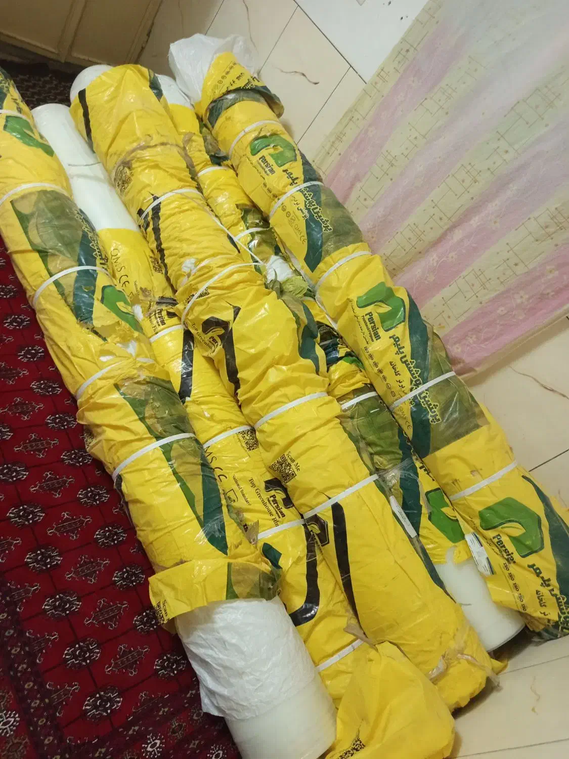 پلاستیک گلخانه پرشین یووی|عمدهفروشی|سراوان, |دیوار