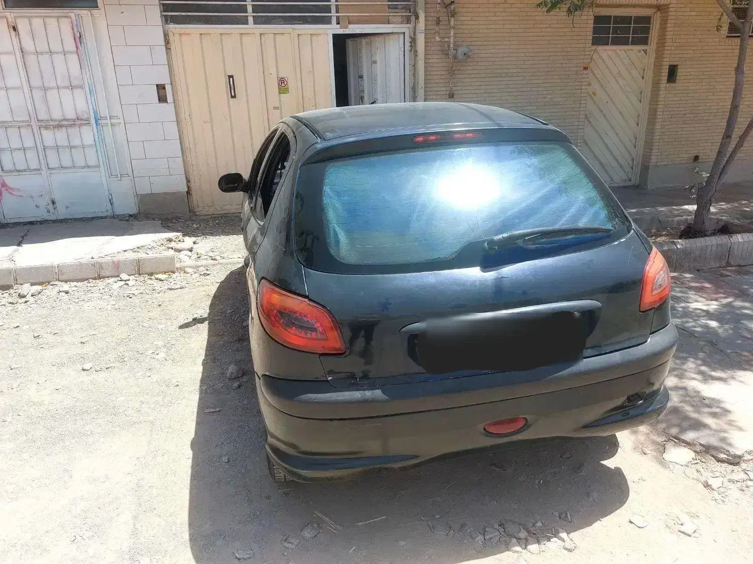 ۲۰۶یشمی مدل ۸۱|خودرو سواری و وانت|کرمان, |دیوار