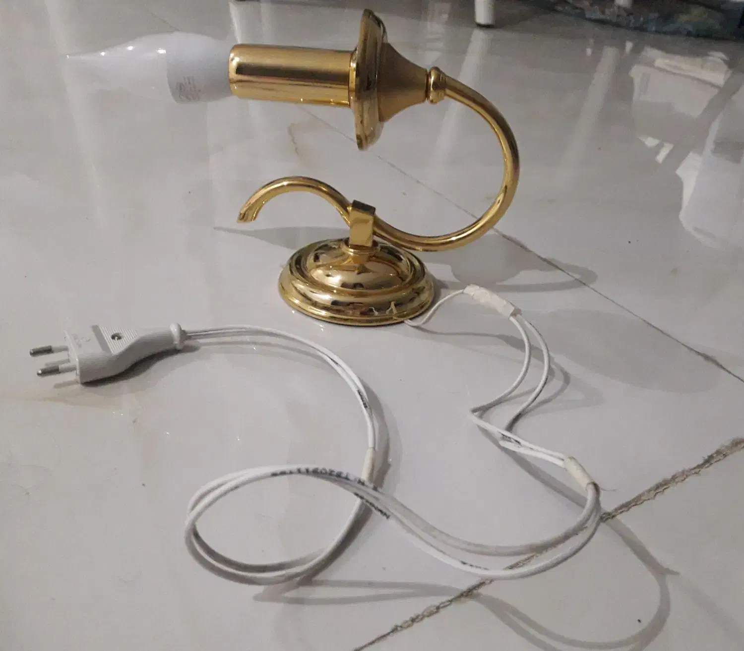 چراغ|لامپ و چراغ|گرگان, |دیوار