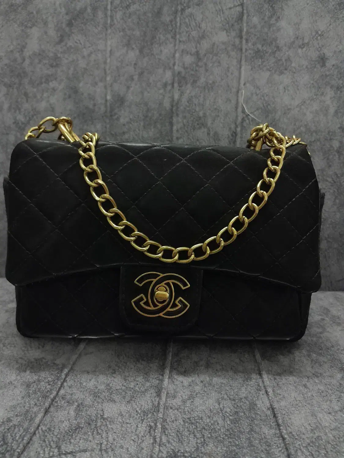 کیف با قیمت های استثنائی|کیف، کفش، کمربند|لاهیجان, انقلاب|دیوار