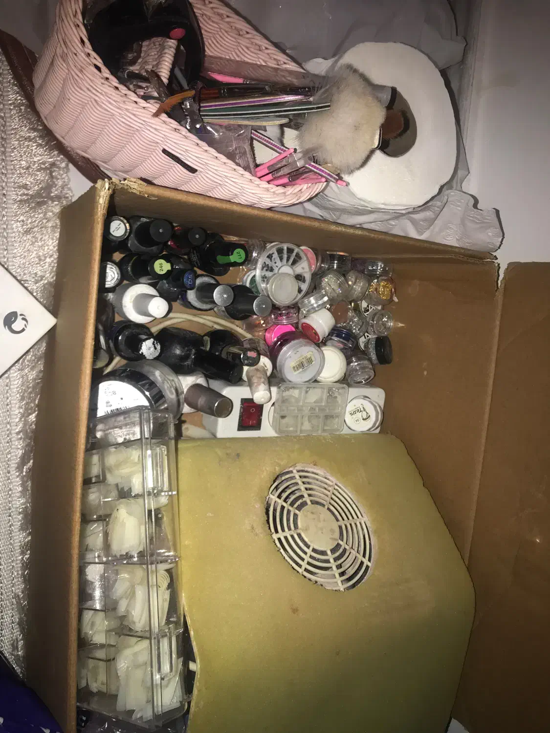 صفرتاصد وسایل ناخن|آرایشگاه و سالنهای زیبایی|هادی شهر, |دیوار