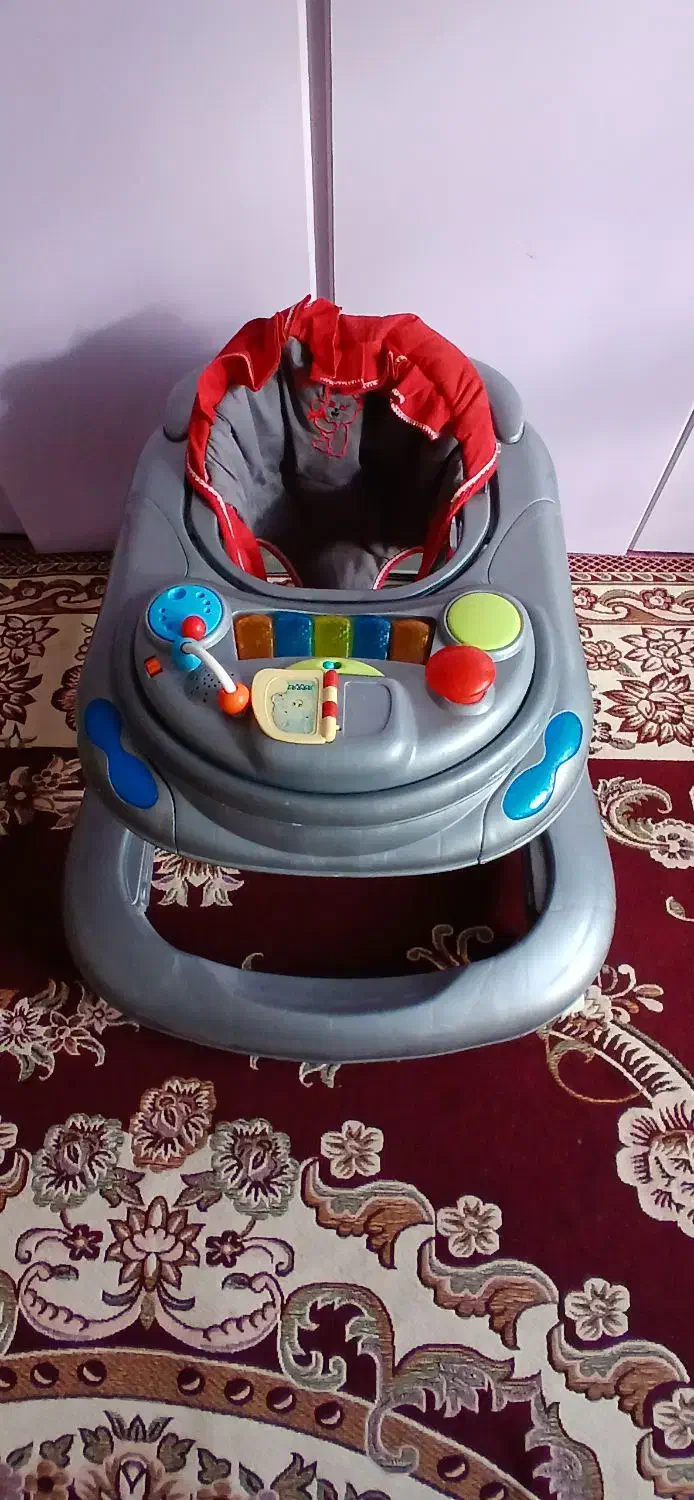 روروئک|اسباب و اثاث بچه|مهربان, |دیوار