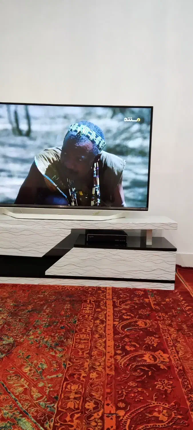 میز تلویزیون در حد صفر|میز تلویزیون|بانه, |دیوار