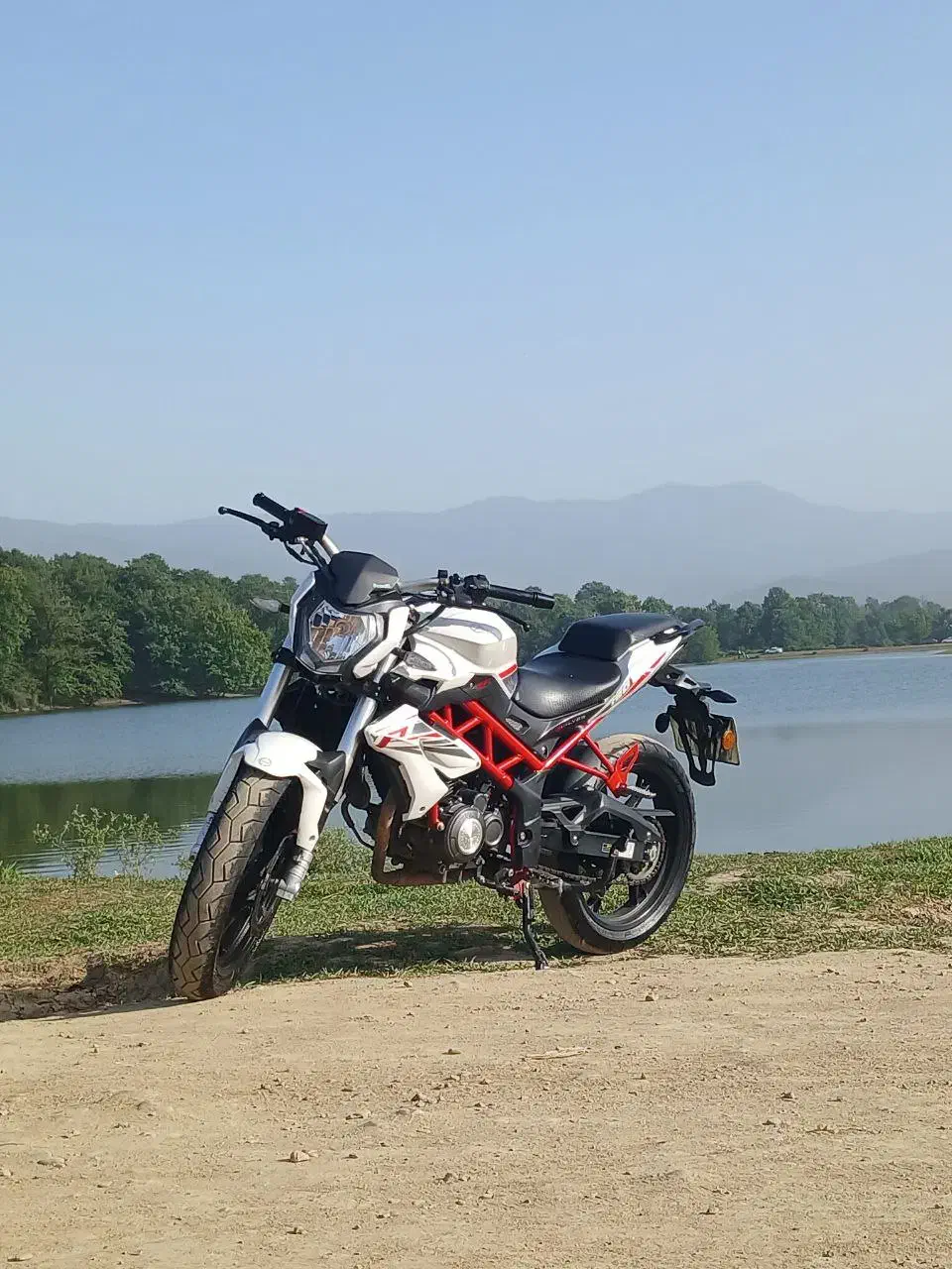 بنلی ۱۵۰ معاوضه با هوندا 200|موتورسیکلت|رشت, پارک شهر|دیوار