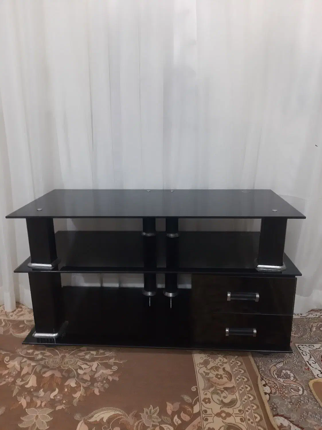 میز تی وی|میز تلویزیون|نیشابور, گنبد سبز|دیوار