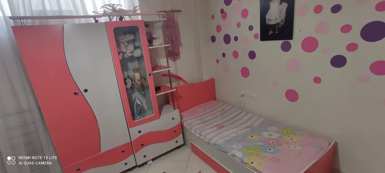 تخت و کمد نوجوان|تخت و سرویس خواب|اندیشه, اندیشه فاز ۳|دیوار