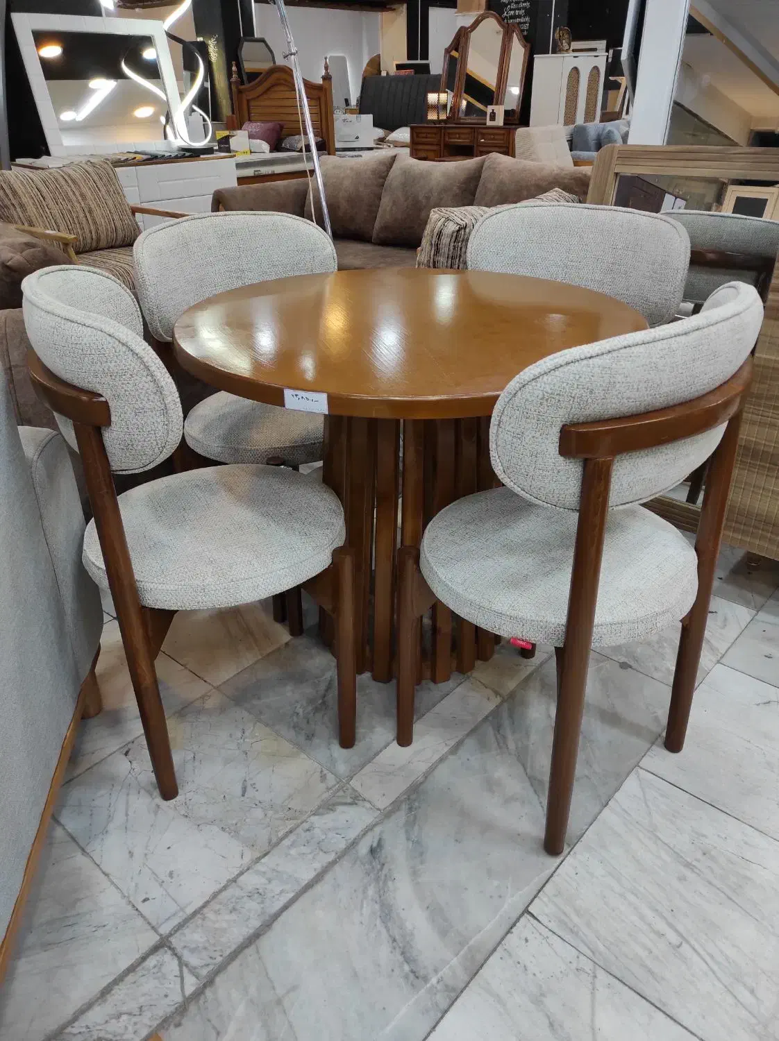 میزنهارخوری۴نفره مبلمان شمس|میز و صندلی غذاخوری|قشم, |دیوار