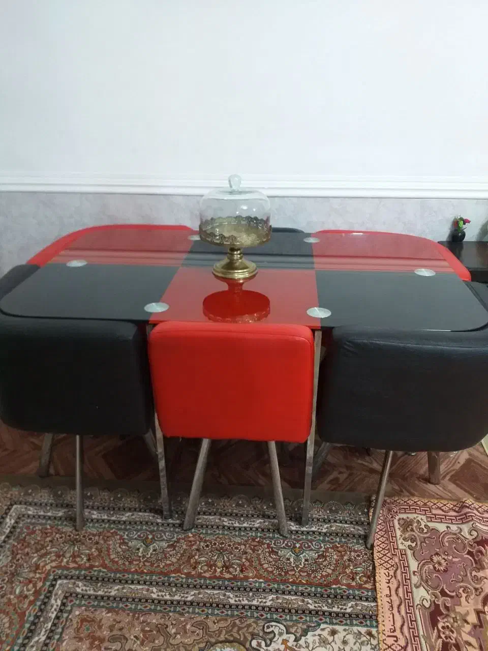 میزناهارخوری|میز و صندلی غذاخوری|زابل, |دیوار