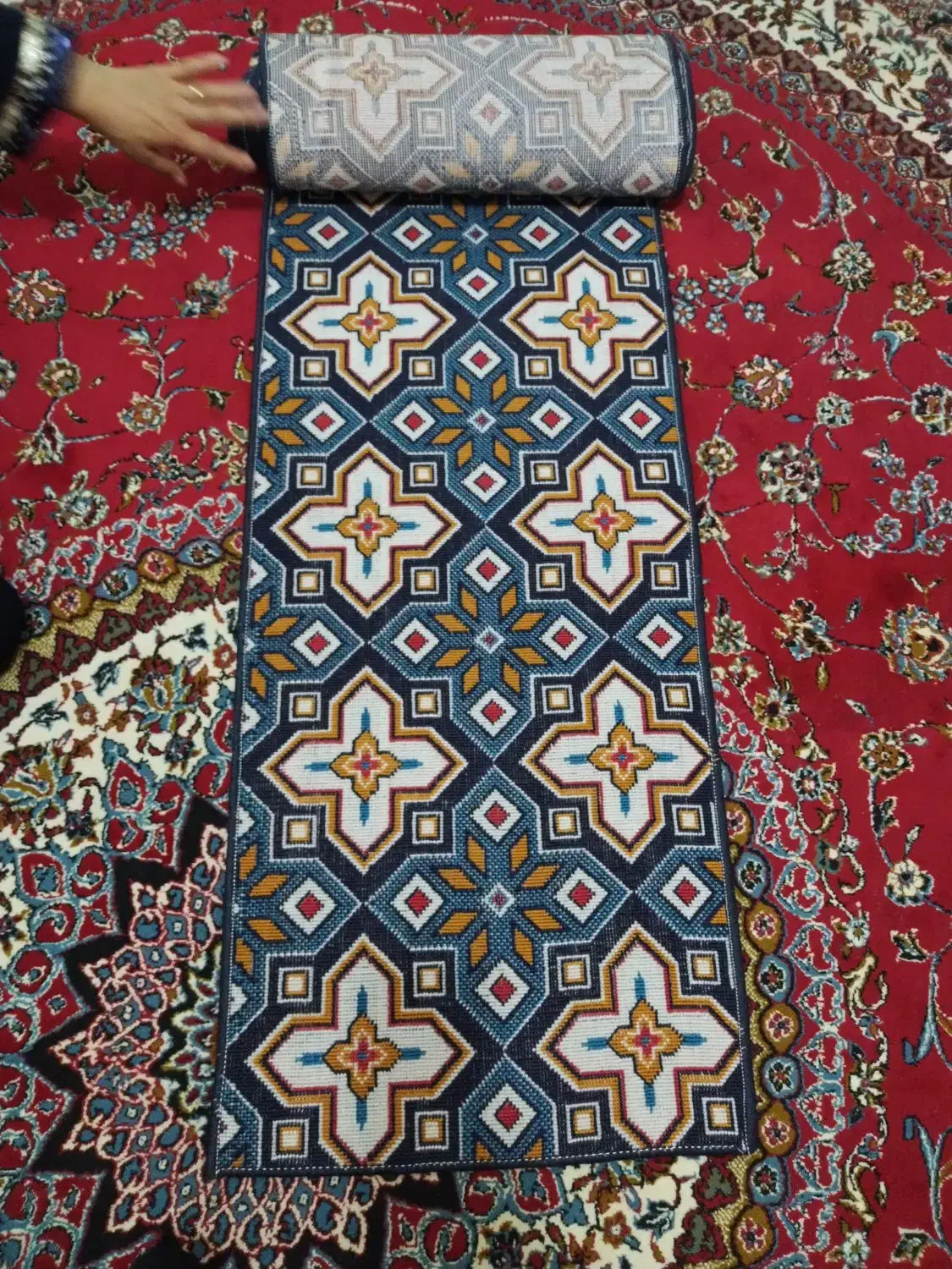 کناره جنس گلیم خشک نو استفاده نشده|گلیم، جاجیم، گبه|ایلام, |دیوار