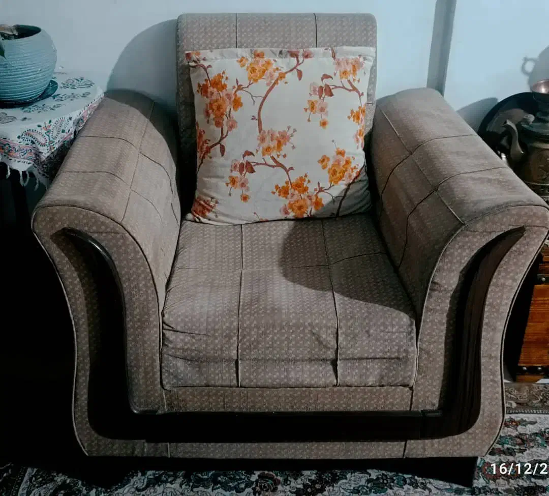 مبلمان|مبلمان خانگی و میز عسلی|گرگان, |دیوار