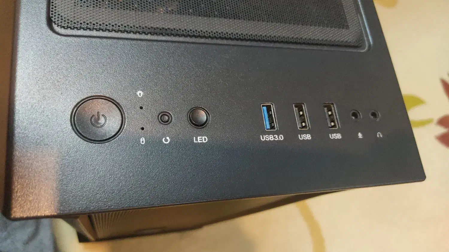 کیس گرین Z5 surena|رایانه رومیزی|قم, هنرستان|دیوار