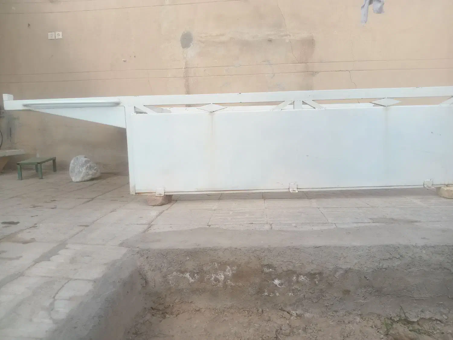 اتاق شمالی وانت مزدا و تویوتا|قطعات یدکی و لوازم جانبی|ابرکوه, |دیوار