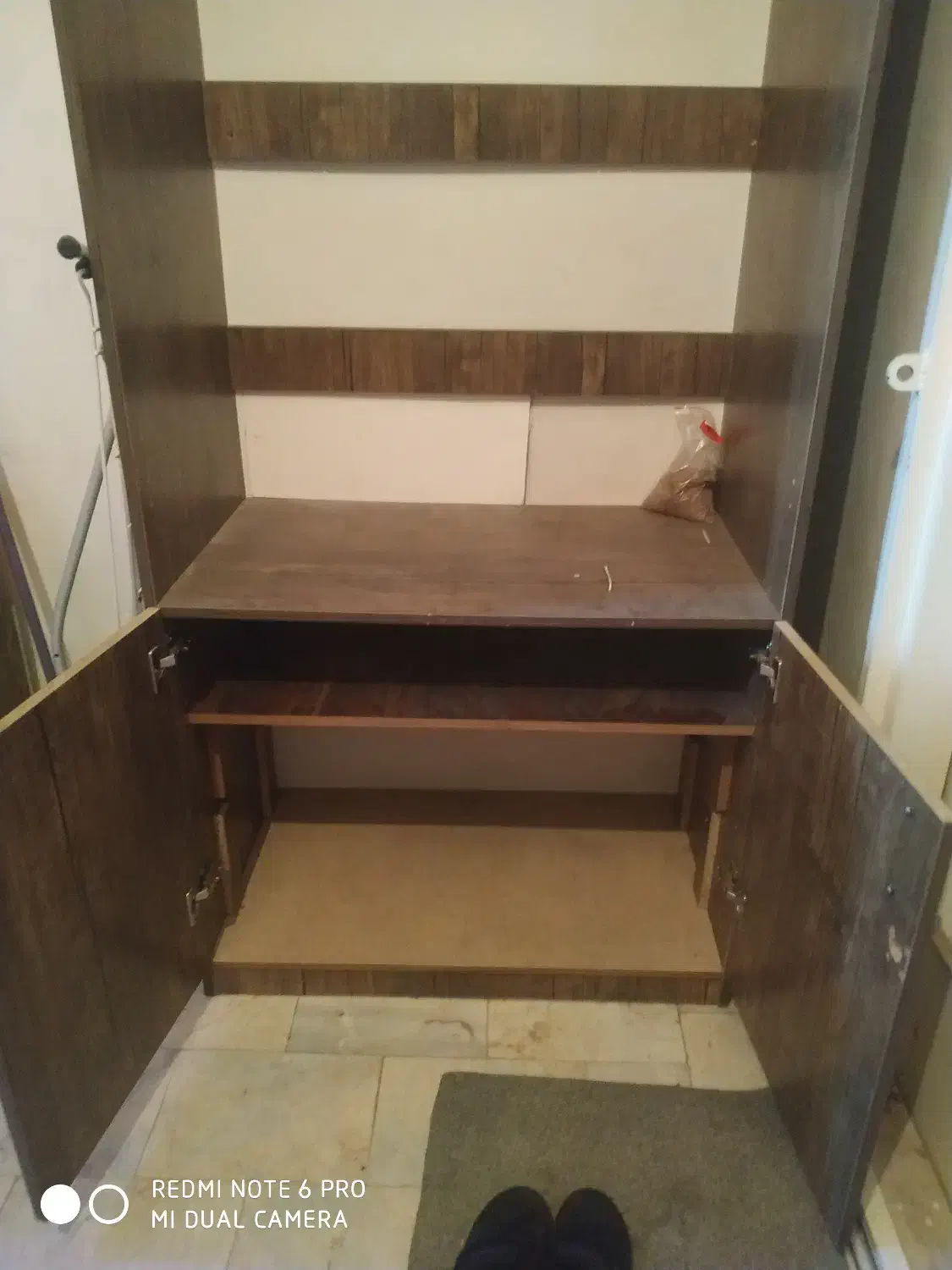 جاکفشی وچوب لباسی|جاکفشی، کمد، دراور|رودهن, |دیوار