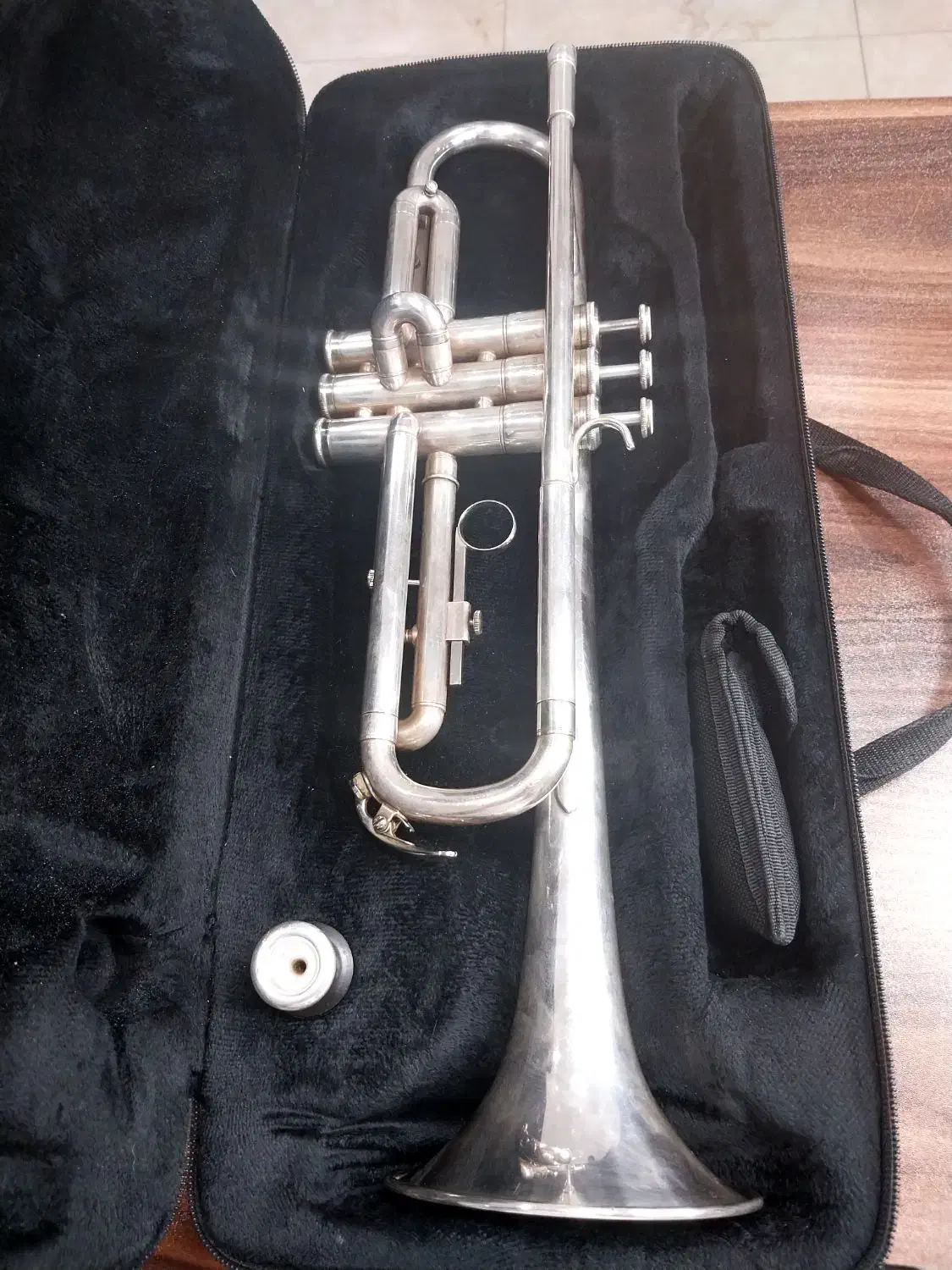 ترومپت یاماها1335|سازهای بادی|برخوار, |دیوار