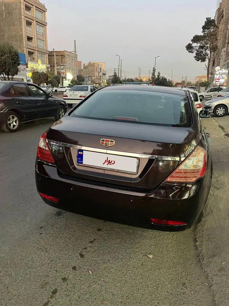 جیلی امگراند دنده ای ۲۰۱۳|خودرو سواری و وانت|تهران, مشیریه|دیوار