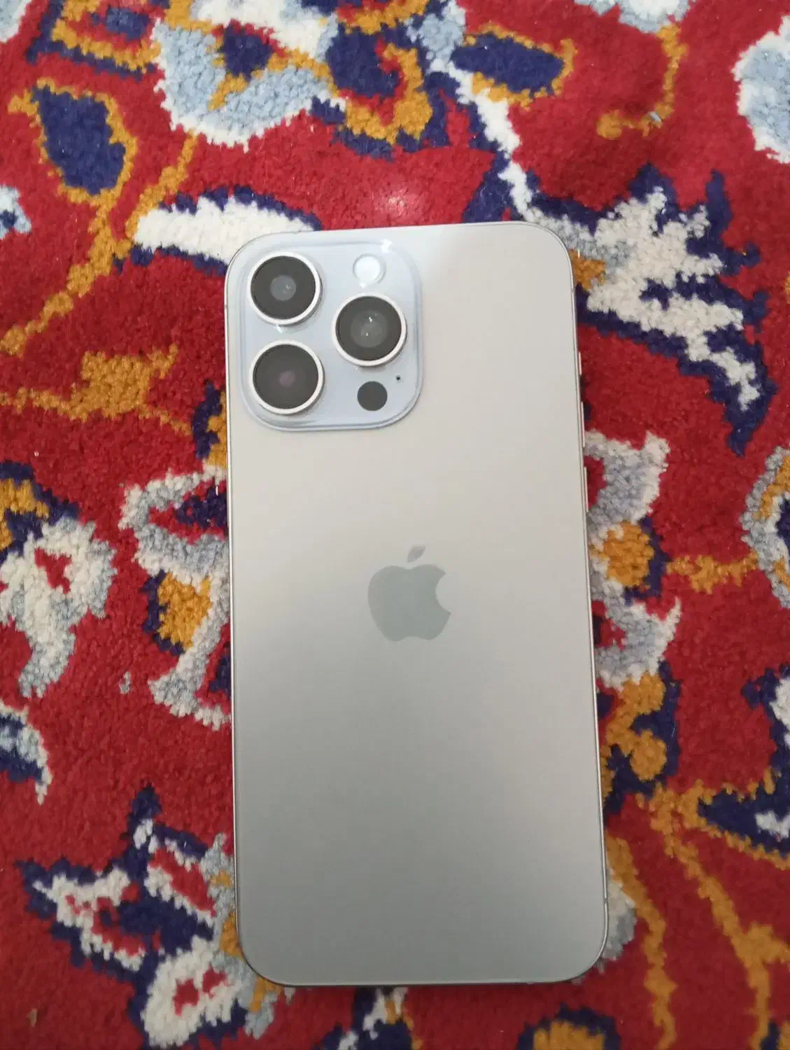 ایفون طرح|موبایل|کوه چنار, |دیوار