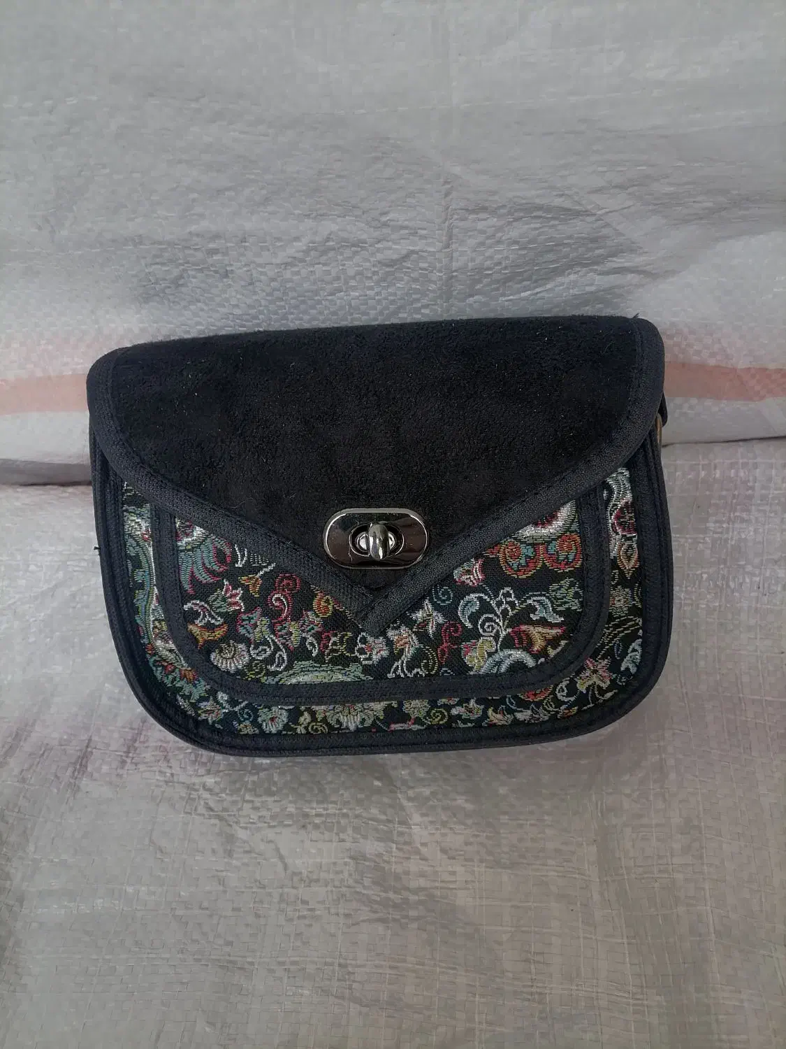 تولیدی کیف|کیف، کفش، کمربند|یزد, |دیوار