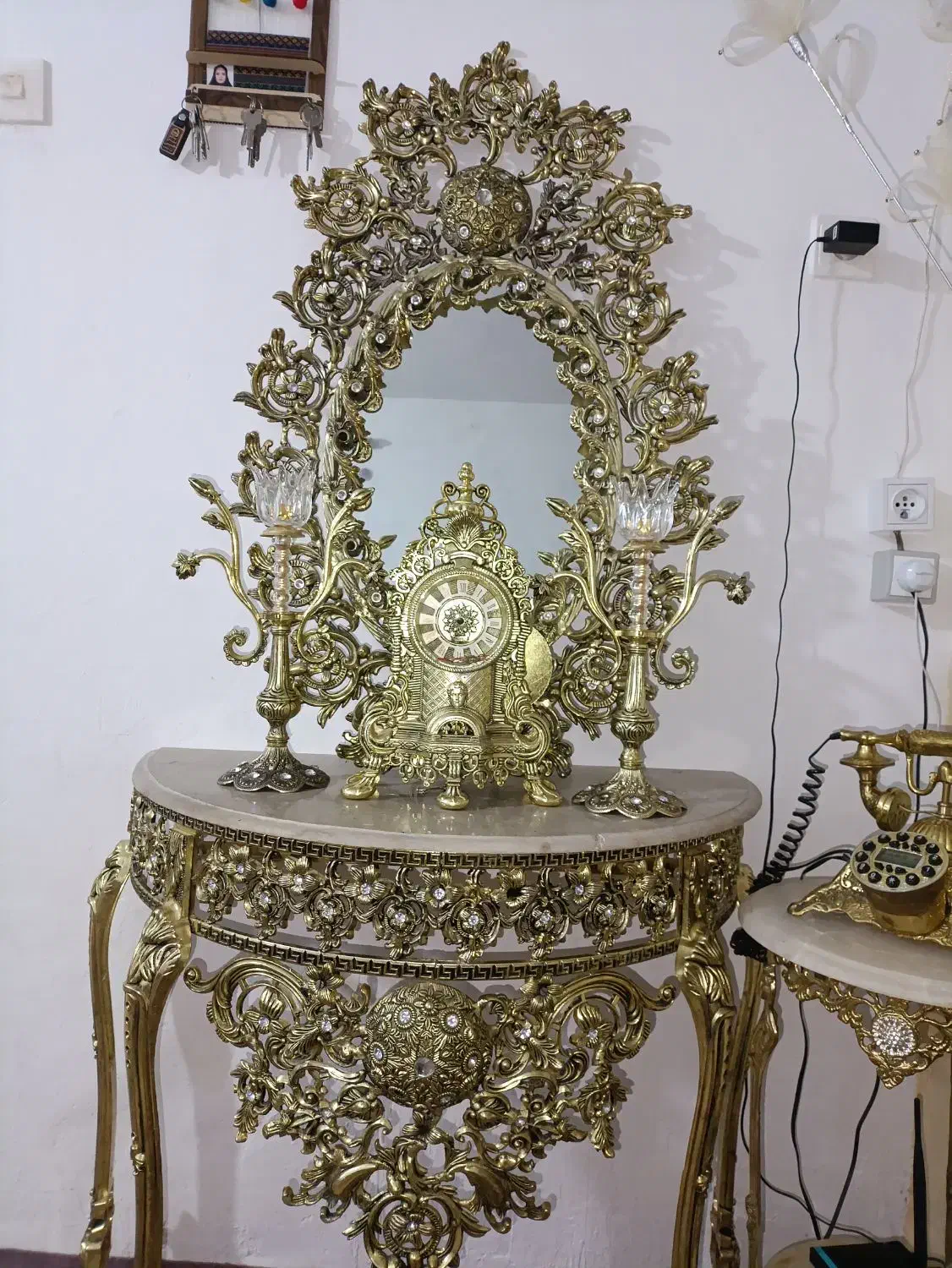 اینه و شمعدان|بوفه، ویترین، کنسول|خرمدره, |دیوار