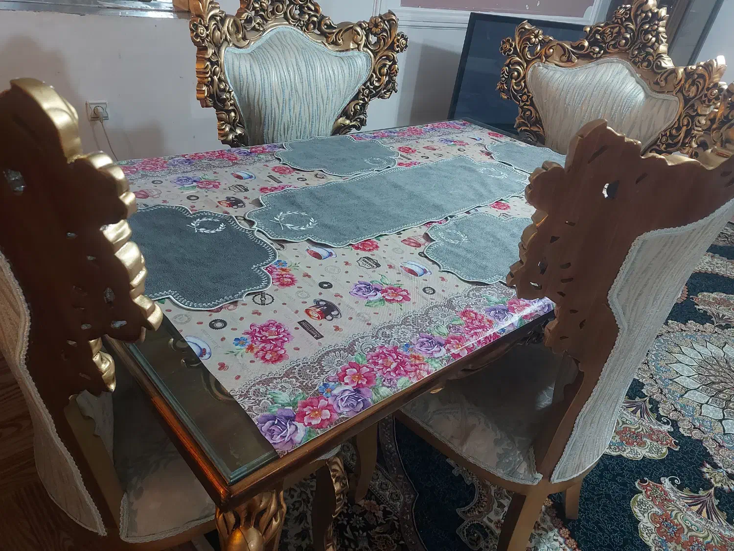 میز غذا خوری|میز و صندلی غذاخوری|مرند, |دیوار