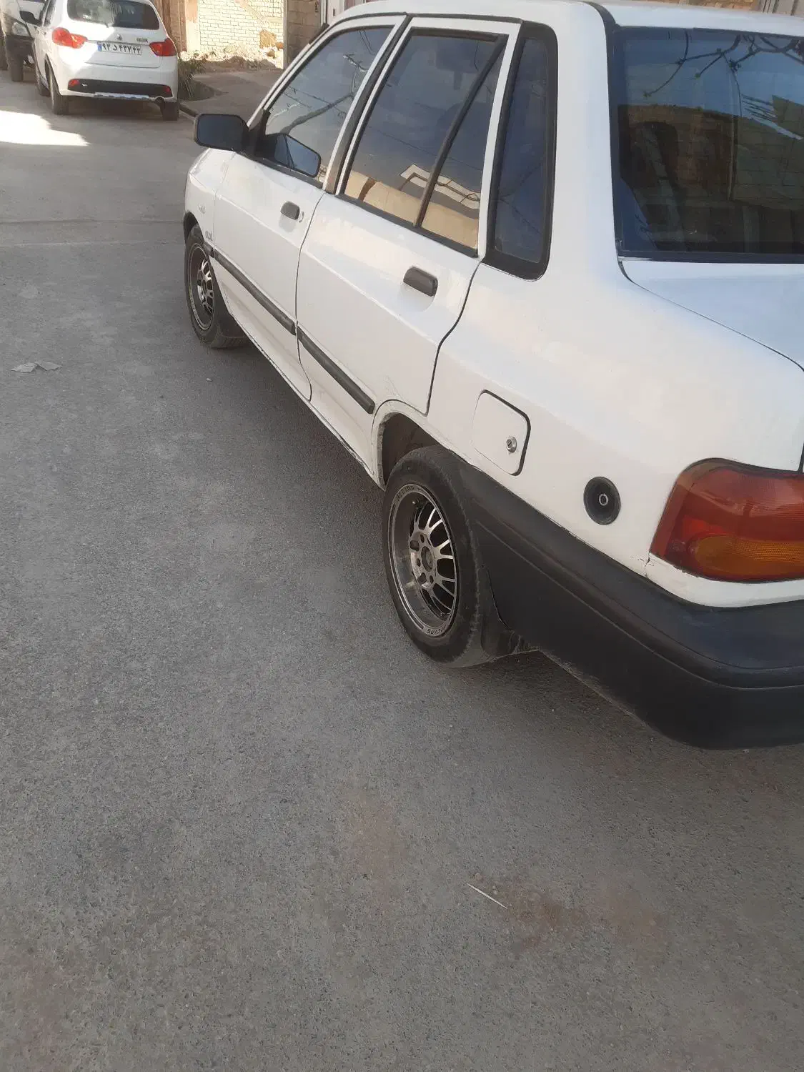 پراید مدل ۸۱|خودرو سواری و وانت|برخوار, |دیوار