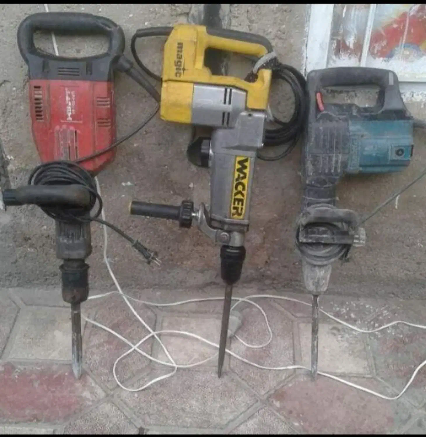 تخریب و کنده کاری ساختمان|خدمات پیشه و مهارت|تهران, دکتر هوشیار|دیوار