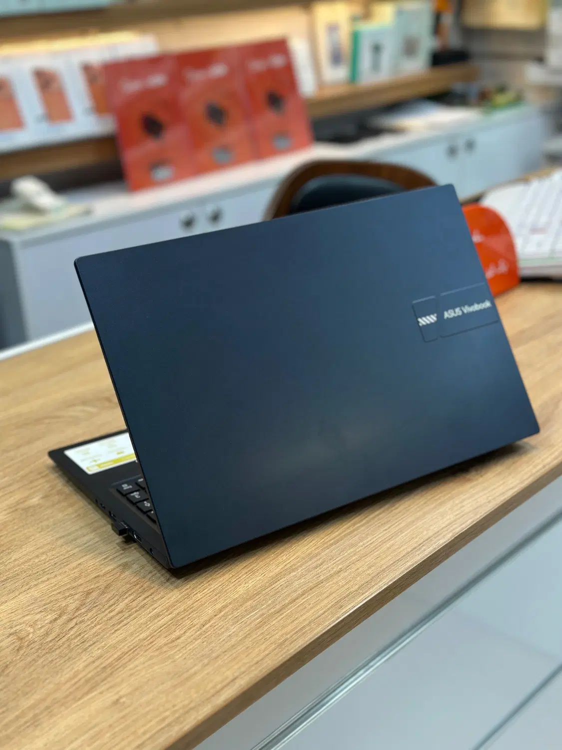 Asus vivobook|رایانه همراه|همدان, |دیوار