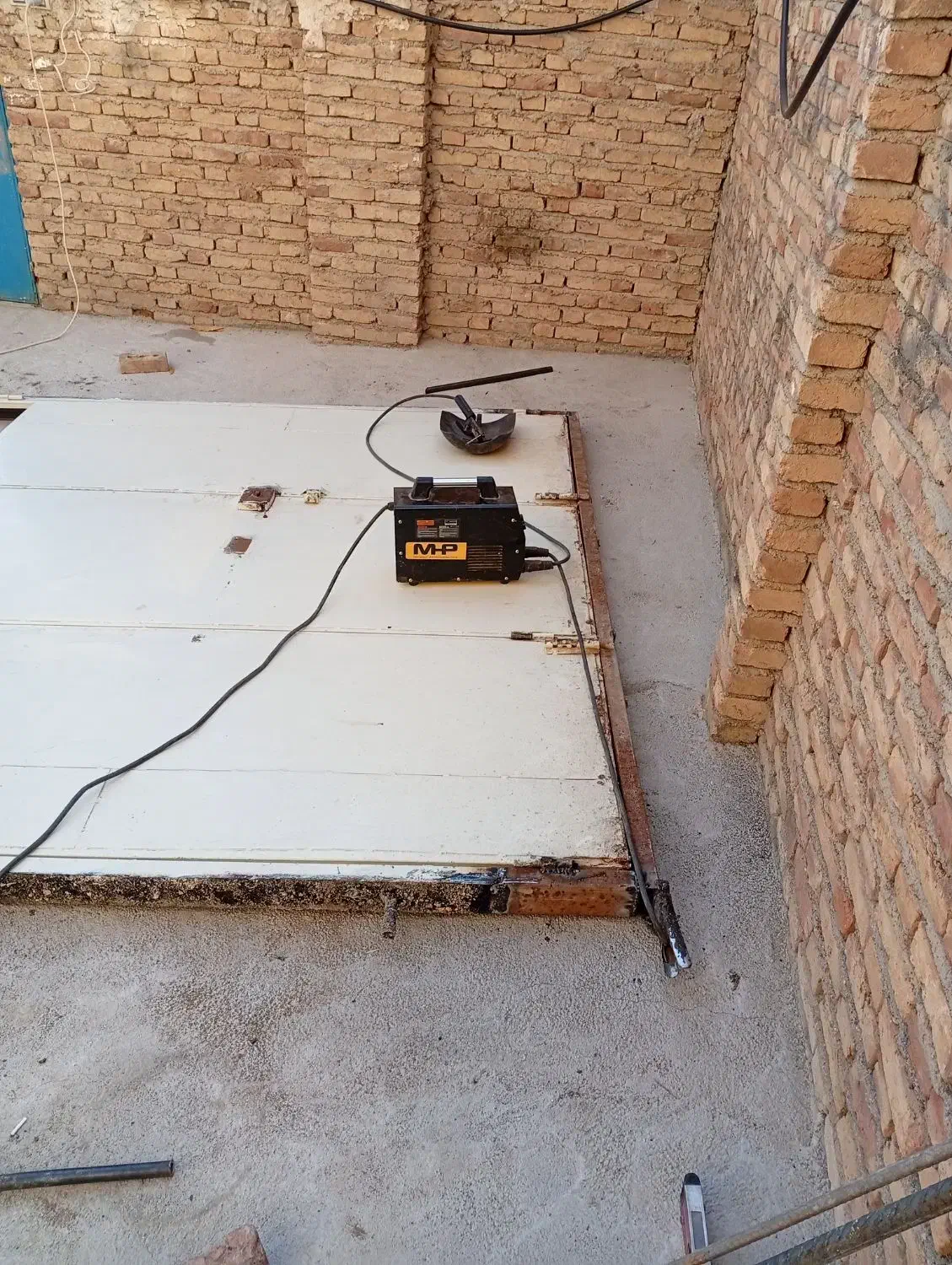 خدمات جوشکاری.سیار|خدمات پیشه و مهارت|اهر, |دیوار