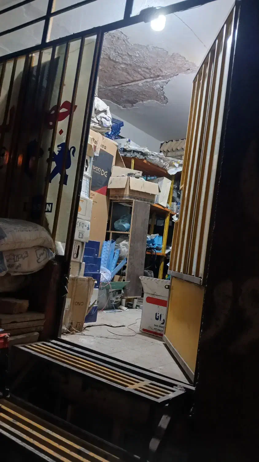 مغازه اجاره ای ویک ملک تجاری ومسکونی|اجارهٔ مغازه و غرفه|ساوه, |دیوار