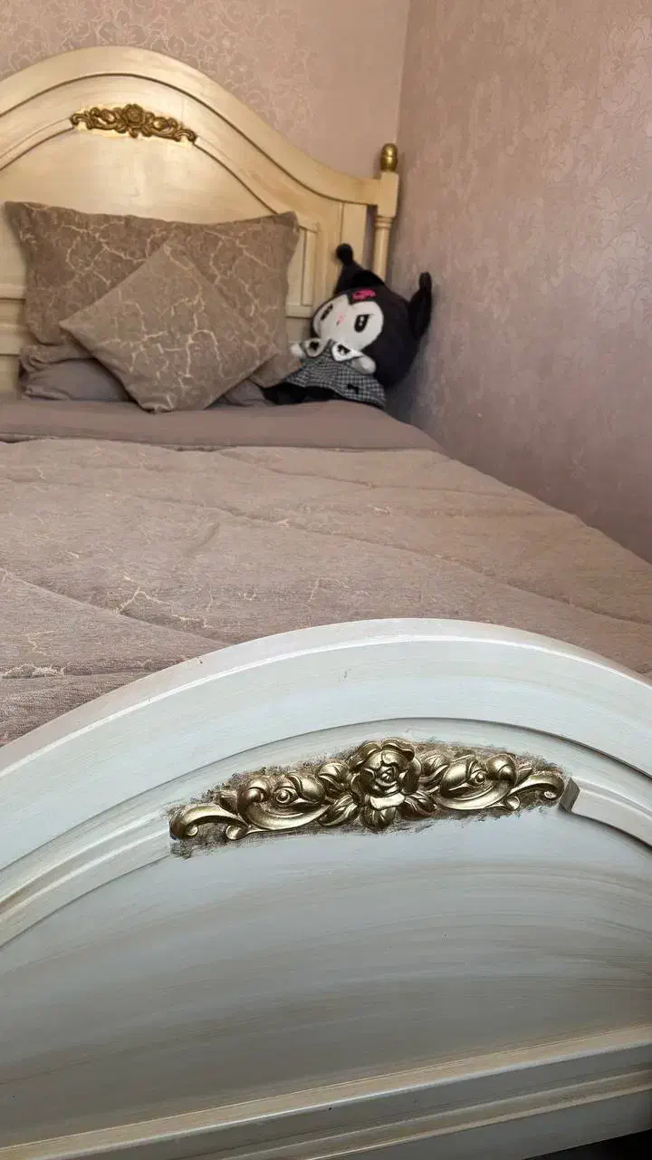 تخت دو نفره|تخت و سرویس خواب|تهران, آبشار تهران (دریاچه)|دیوار