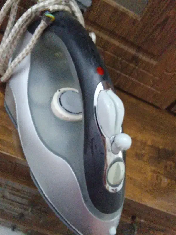 اتو بخار برقی|اتو و لوازم اتو|گلبهار, شهر جدید گلبهار|دیوار