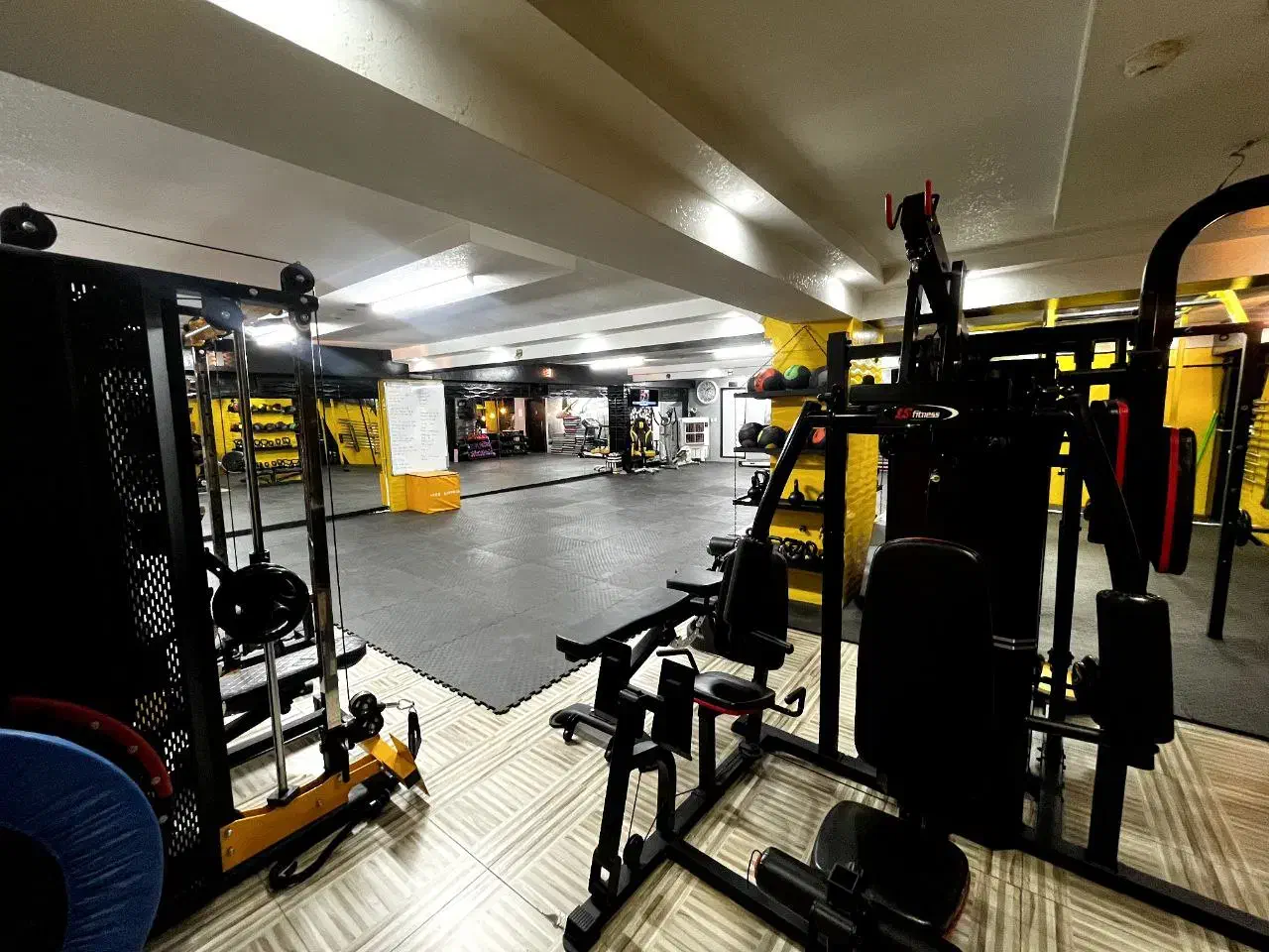 اجاره سانس باشگاه بانوان|اجارهٔ کوتاهمدت دفتر کار و فضای آموزشی|تهران, شهرک آزمایش|دیوار