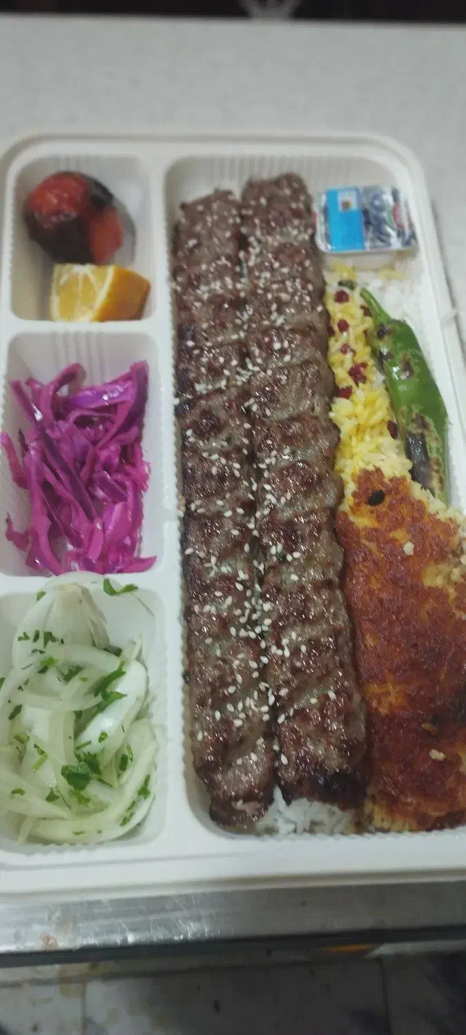 چلو کبابی دایی علی بهترین کیفیت مناسب ترین قیمت|خدمات پذیرایی، مراسم|قائن, |دیوار