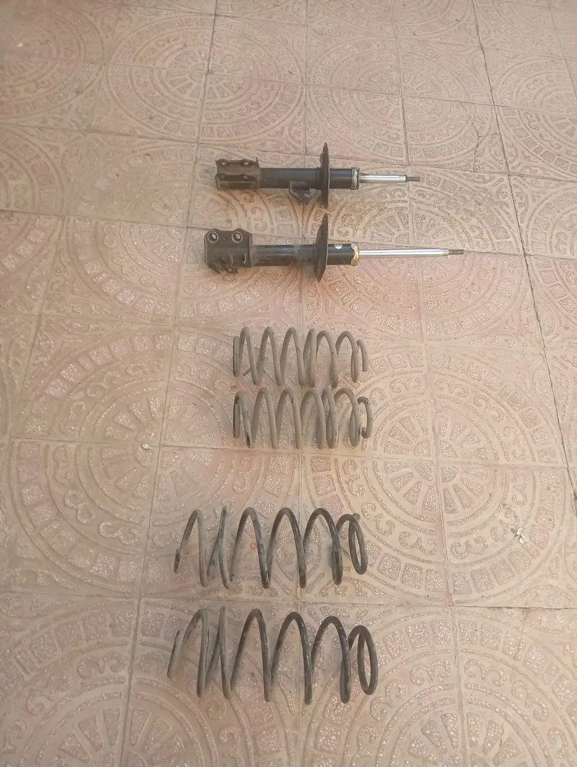 کمک فنر برلیانس220|قطعات یدکی و لوازم جانبی|خمینی‌شهر, |دیوار