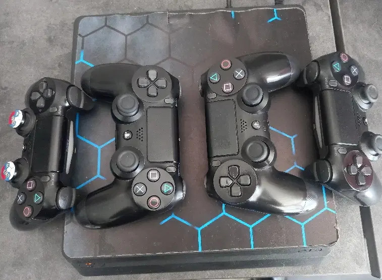 اجاره کنسول PS4 در رشت|خدمات رایانهای و موبایل|رشت, صفاری|دیوار