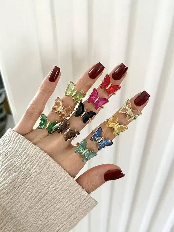 انگشتر پروانه ای کریستالی ۶۵ تومن|زیورآلات و اکسسوری|تهران, شکوفه|دیوار