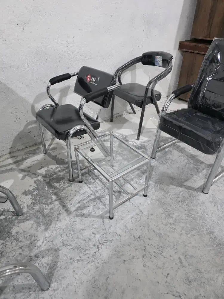 تولید انواع صندلی اداری|مبلمان اداری|مشهد, شایه|دیوار