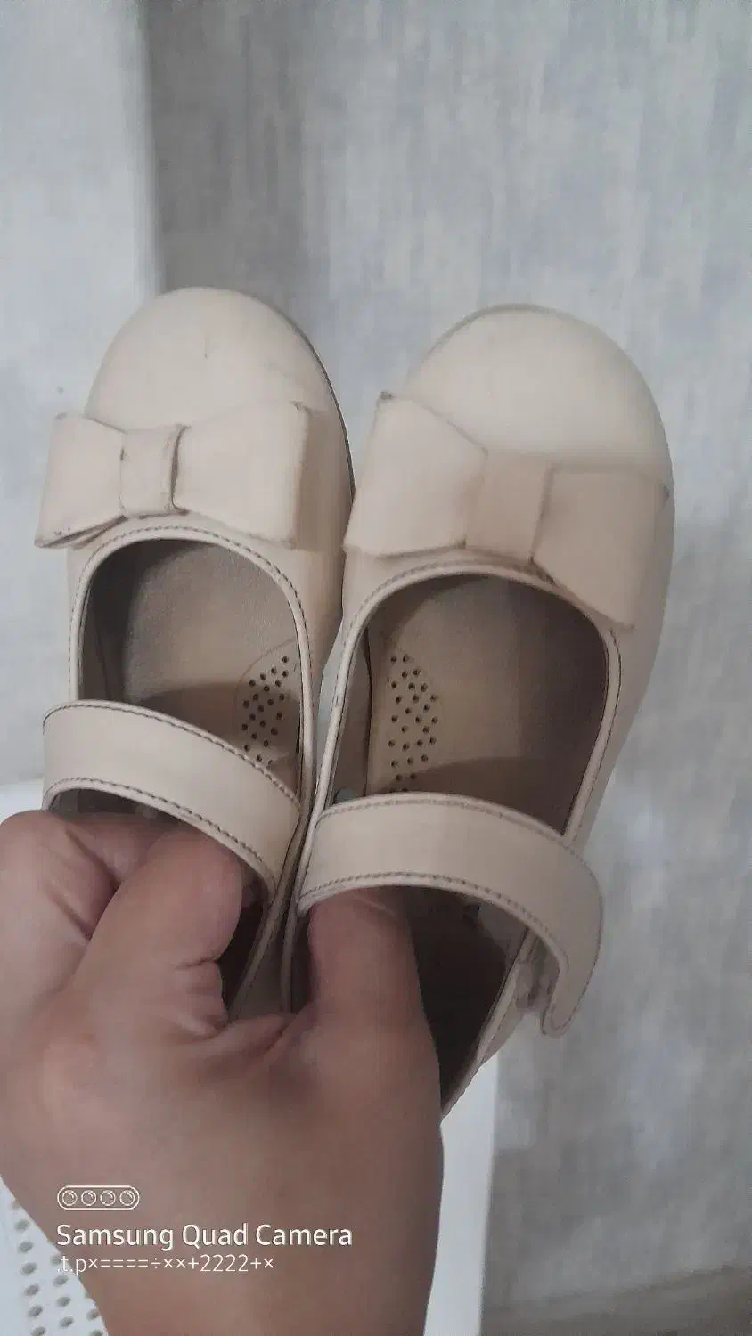 کفش دخترونه|کفش و لباس بچه|رشت, گلزاران|دیوار