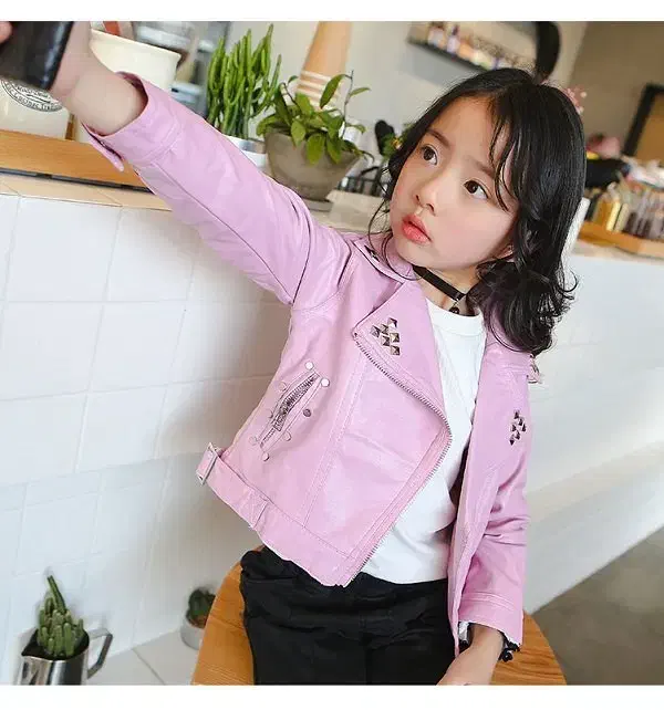 کاپشن چرم دخترانه صورتی جنس السی|کفش و لباس بچه|سمنان, |دیوار