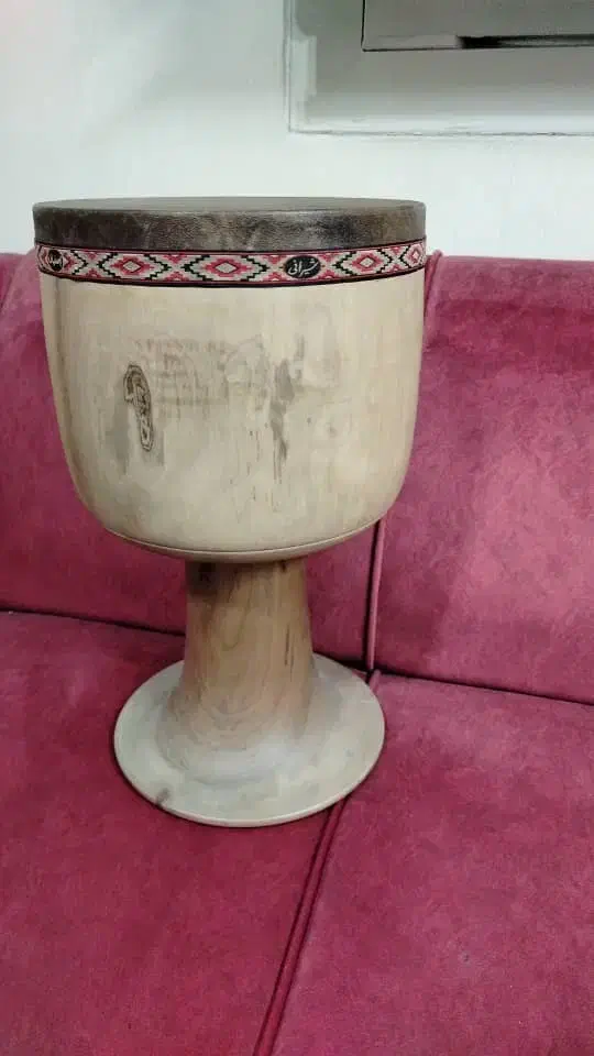 تمبک رحیم  شیرانی|سازهای سنتی|تهران, چهارصد دستگاه|دیوار