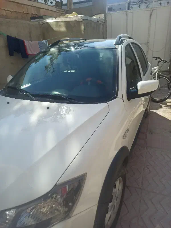 کوئیک آر ۴۰۲|خودرو سواری و وانت|قروه, |دیوار