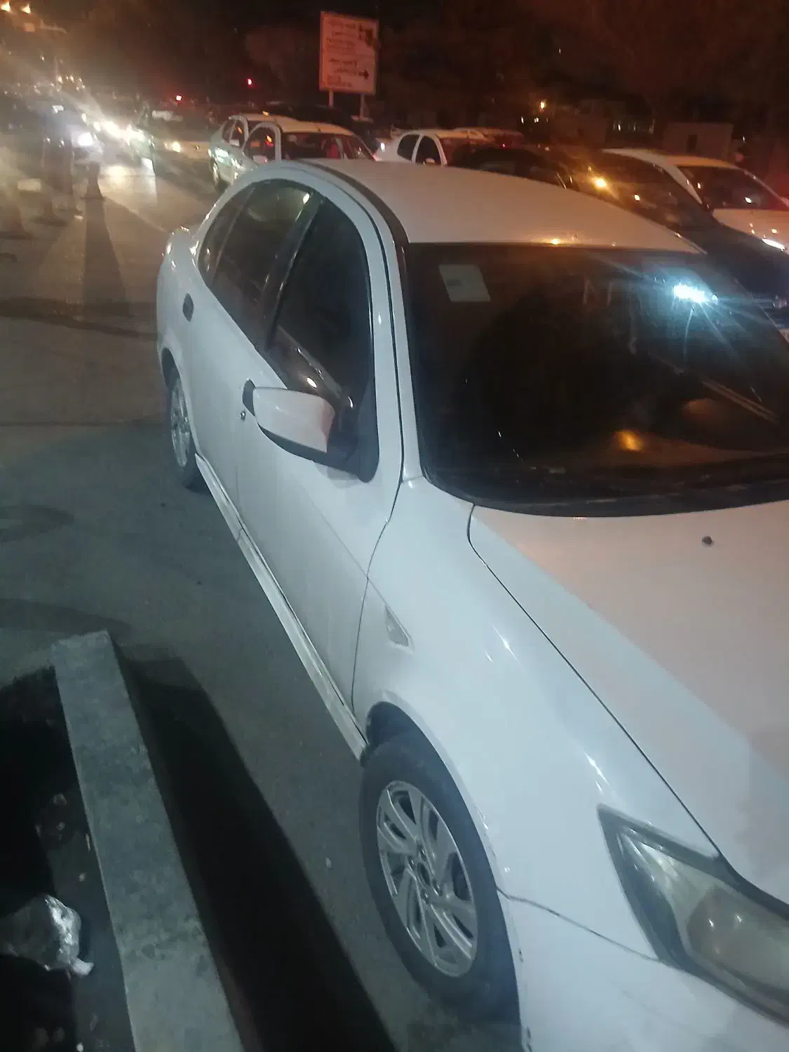 ساینا مدل ۹۷|خودرو سواری و وانت|تهران, درختی|دیوار