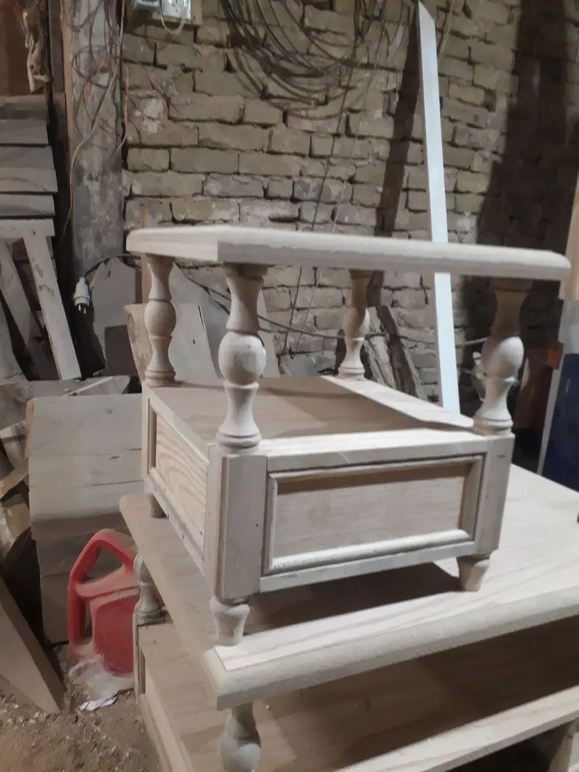 تولیدکندهجلومبلیعسلیومیزنهارخوریصندلی|مبلمان خانگی و میز عسلی|سبزوار, هفت تیر|دیوار