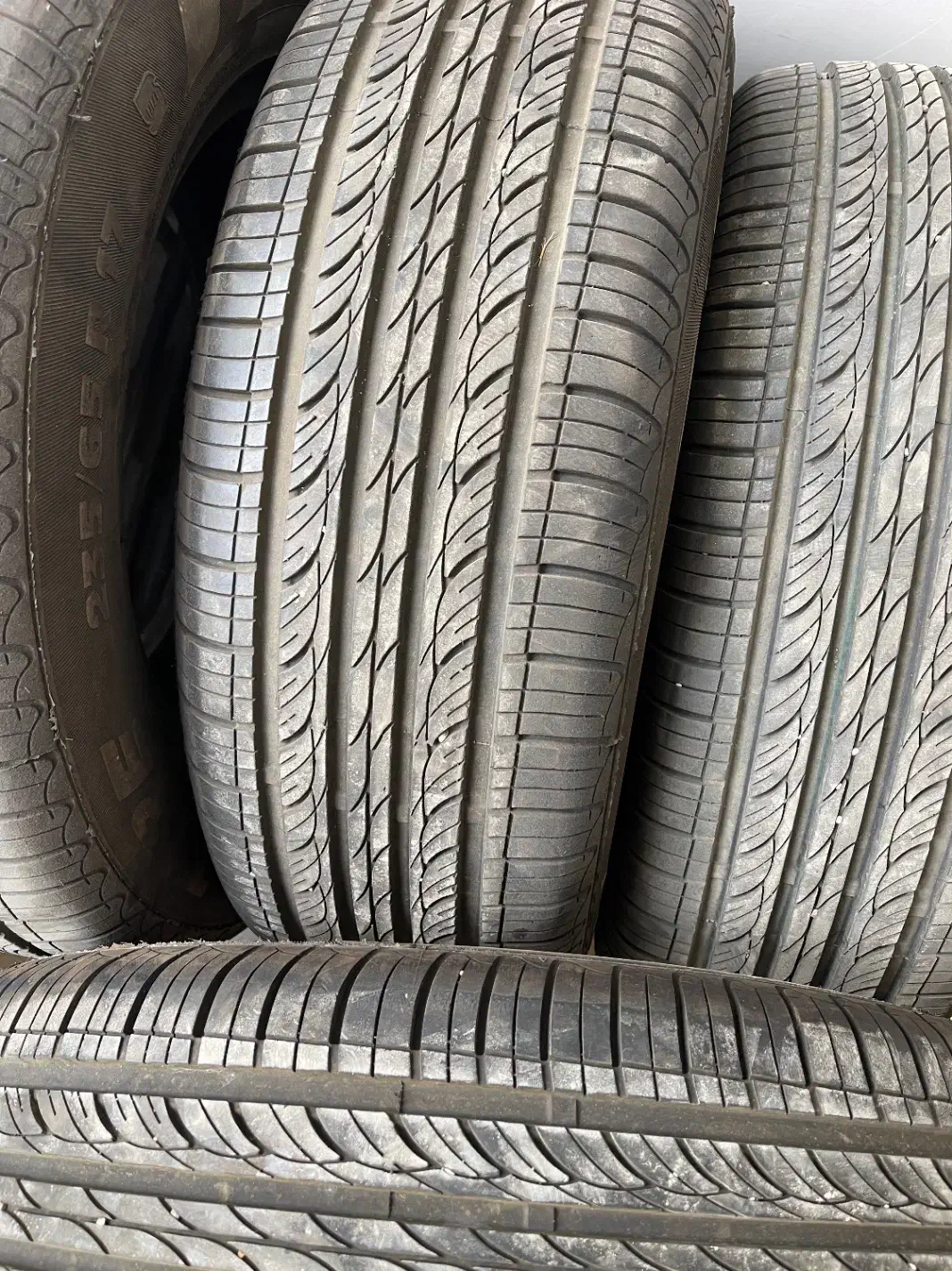 ۴ حلقه لاستیک ۲۳۵ مناسب سوزوکی ویتارا|قطعات یدکی و لوازم جانبی|مرودشت, ابوذر شمالی‎|دیوار