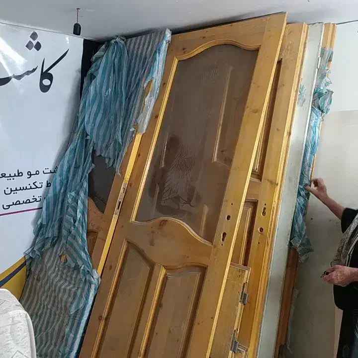 درچوبی جنس عالی|مصالح و تجهیزات ساختمان|شیراز, مبعث|دیوار
