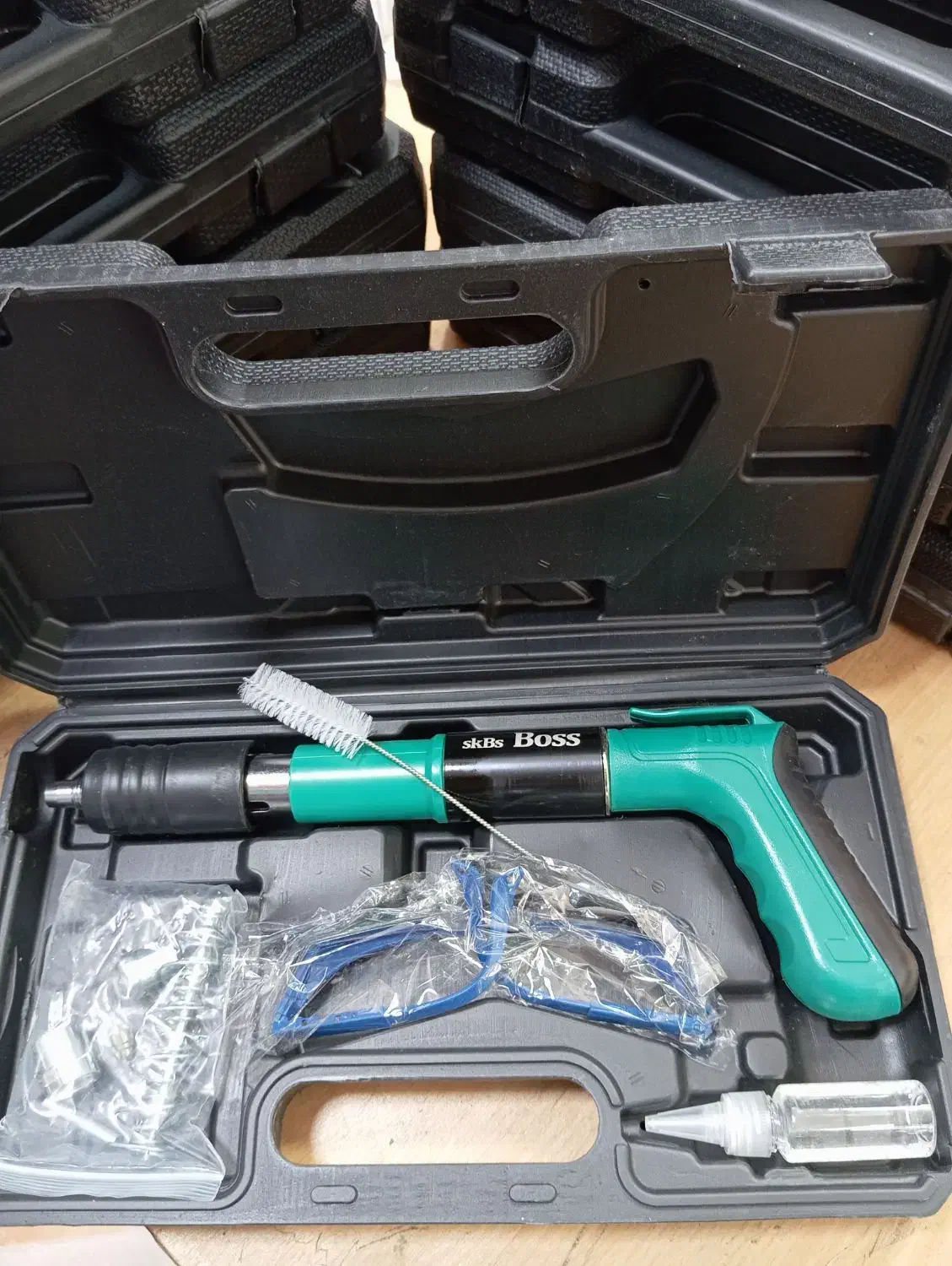 میخکوب دستی باس|ابزارآلات|ملایر, |دیوار