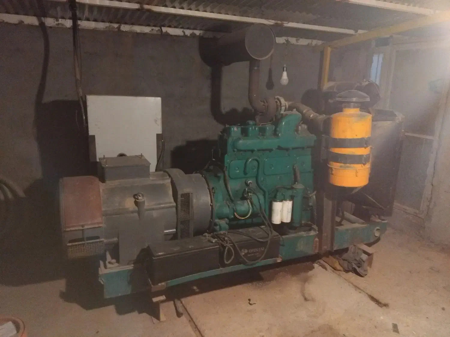فروش یک دستگاه ژنراتور برق ۱۹۵ کا|ماشین‌آلات صنعتی|بدره, |دیوار